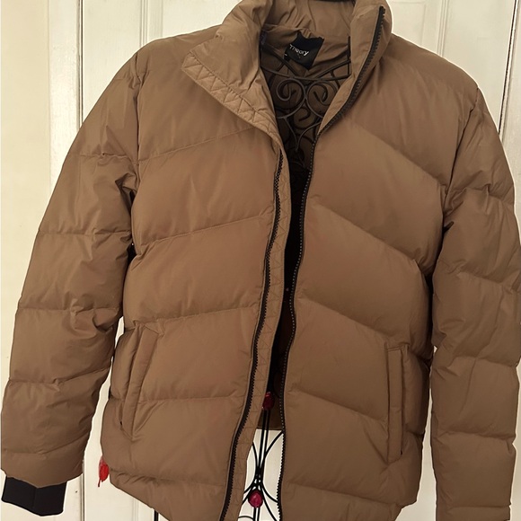 Theory stand collar puffer coat size M NWT - Picture 1 of 8